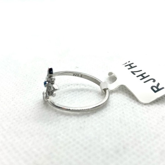 Elegant 925 NWT Sterling Silver Snowflake Ring with Blue Gem - Adjustable Size - Picture 7 of 10